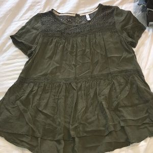 brand new army green top